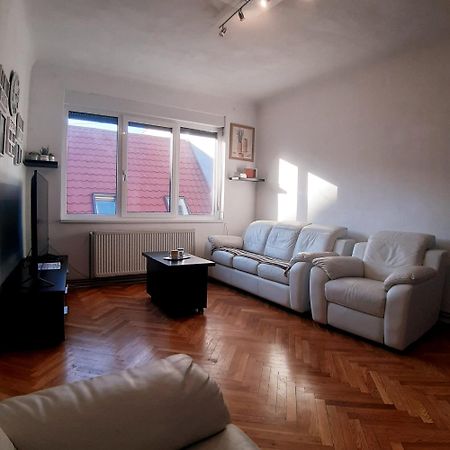 Apartment Pops 2 Клуж-Напока Екстериор снимка